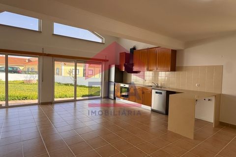 Villa a Ribamar, Lisbon, Ribamar - € 350.000 | Ref: 130260055 - foto 2