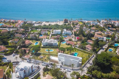 Villa a Marbesa, Malaga, Marbesa - € 1.395.000 | Ref: R5351044 - foto 4
