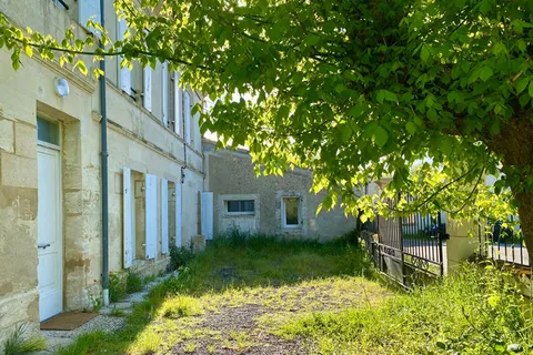 Villa i Fronsac, Gironde, Fronsac - € 350.000 | Ref: 5628 - foto 1