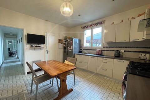 Villa a Duras, Lot-et-Garonne, Duras - € 249.000 | Ref: 5698 - foto 8