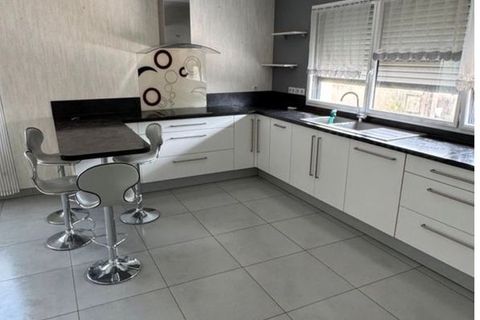Wohnung in Lorient, Morbihan, Lorient - € 1.410/Monat | Ref: 874239 - Foto 2