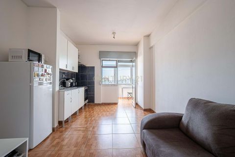 Lejlighed i Amadora, Lisbon, Amadora - € 210.000 | Ref: C0364-05798 - foto 1