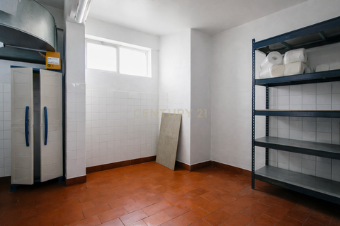 Erhvervsejendom i Almada, Setubal, Almada - € 2.250.000 | Ref: C0364-05796 - foto 6