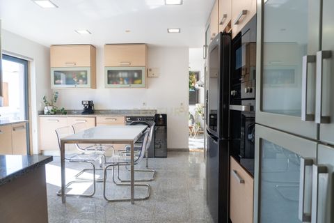 Villa i Oeiras, Lisbon, Oeiras - € 1.300.000 | Ref: C0364-05687 - foto 12
