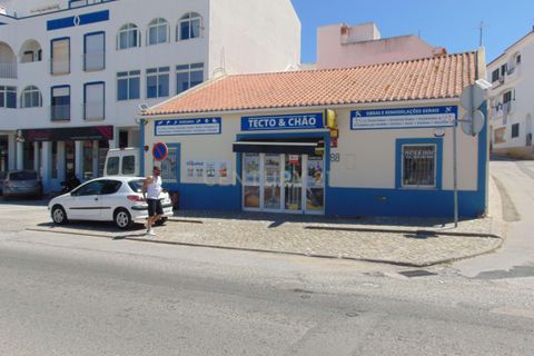 Erhvervsejendom i Estombar, Faro, Estombar - € 950.000 | Ref: C0240-03605 - foto 1