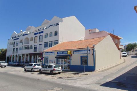Erhvervsejendom i Estombar, Faro, Estombar - € 950.000 | Ref: C0240-03605 - foto 3