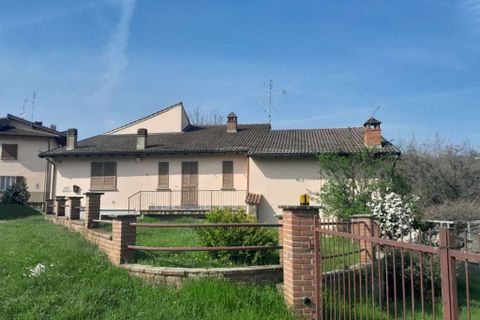 Villa i Volpara, Pavia, Volpara - € 340.000 | Ref: RH 2504006-1058332 - foto 1
