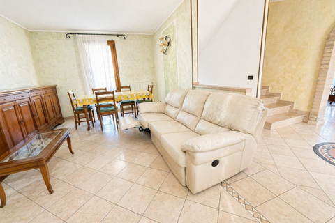 Villa a Padua, Padua, Padua - € 315.000 | Ref: A-17 - foto 7