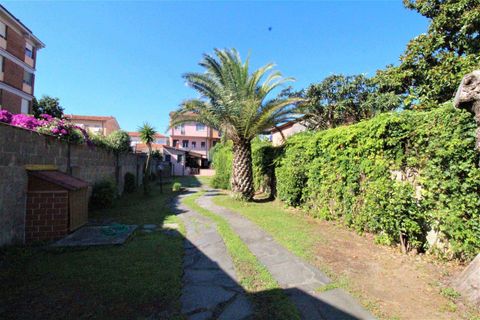 Villa i Carrara, Massa and Carrara, Carrara - € 1.280.000 | Ref: A7879RV2089766A-1069805 - foto 1