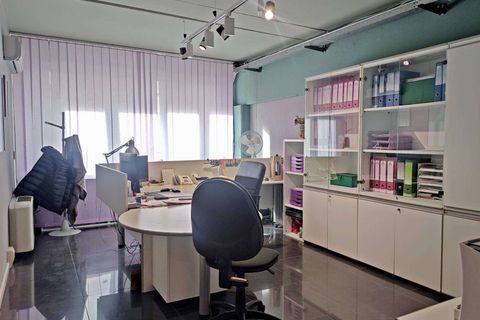 Erhvervsejendom i Florence, Florence, Florence - € 550.000 | Ref: A9756UF2174945A-1070114 - foto 5