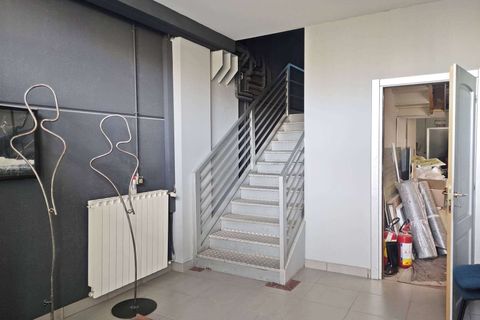 Erhvervsejendom i Florence, Florence, Florence - € 550.000 | Ref: A9756UF2174945A-1070114 - foto 9