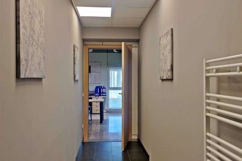 Erhvervsejendom i Florence, Florence, Florence - € 550.000 | Ref: A9756UF2174945A-1070114 - foto 14