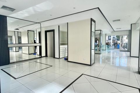 Erhvervsejendom i Lecce, Lecce, Lecce - € 450.000 | Ref: 450oberdan - foto 20