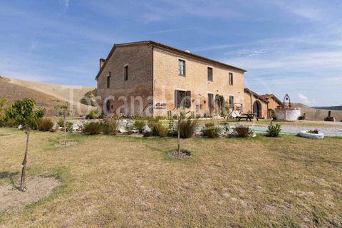Farm hus i Asciano, Siena, Asciano - € 1.600.000 | Ref: A1190RC44605-1072109 - foto 4