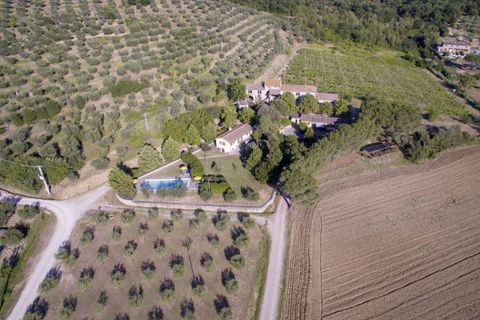 Farm hus i Cortona, Arezzo, Cortona - € 980.000 | Ref: A1190RC12561-1075478 - foto 3