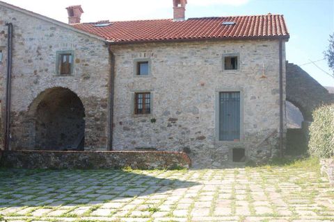 Farm hus i Pontremoli, Massa and Carrara, Pontremoli - € 790.000 | Ref: A7879TA1753750A-1075999 - foto 7