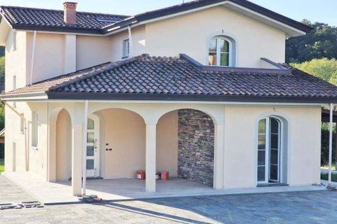 Villa i Capannori, Lucca, Capannori - € 850.000 | Ref: A6551RV2272873A-1077041 - foto 1
