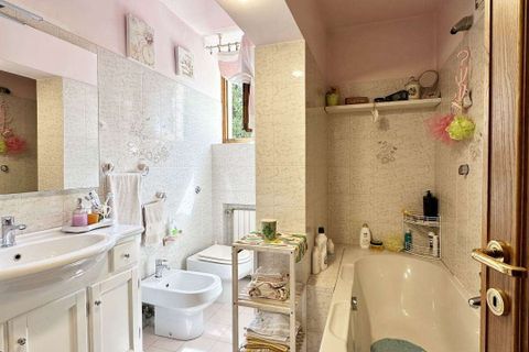 Lejlighed i Florence, Florence, Florence - € 425.000 | Ref: A8312RA2533479A-1077215 - foto 14