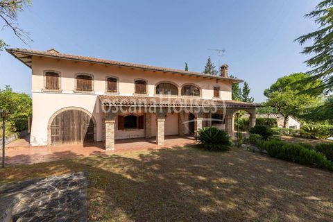 Farm hus i Deruta, Perugia, Deruta - € 650.000 | Ref: A1190RC79790-1077290 - foto 2