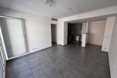 Lejlighed i Marseille, Bouches-du-Rhone, Marseille - € 214.000 | Ref: OKM_13002_T3_SM - foto 5