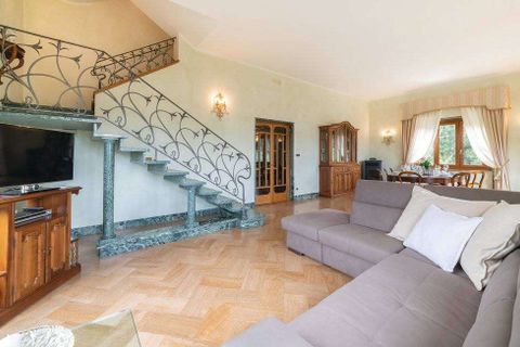 Villa i Camaiore, Lucca, Camaiore - € 2.400.000 | Ref: A10803RV2179126A-1080230 - foto 12