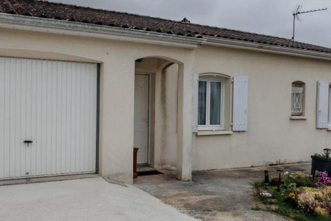 Villa i Saintes, Charente-Maritime, Saintes - € 234.500 | Ref: 201900 - foto 1