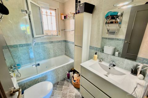 Villa en Ciudad Quesada, Alicante, Ciudad Quesada - € 199.995 | Ref: QMS-99361 - photo 9