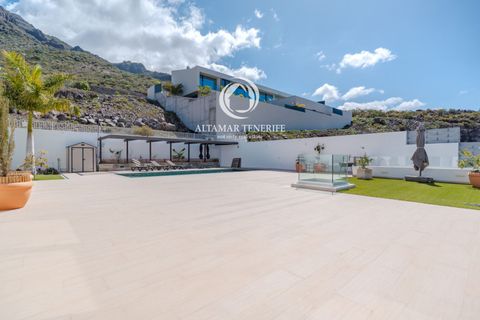 Villa en Adeje, Tenerife, Adeje - € 2.100.000 | Ref: 1683 - photo 8