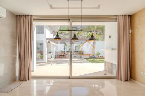 Villa a Torviscas, Tenerife, Torviscas - € 2.100.000 | Ref: 972-V5-D - foto 17