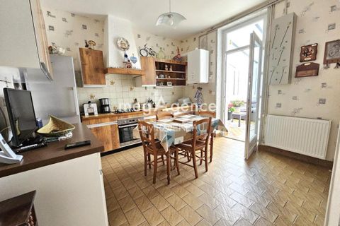 Villa a Thouars, Deux-Sevres, Thouars - € 138.000 | Ref: 201743 - foto 2