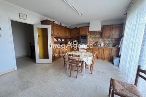 Villa i Cholet, Maine-et-Loire, Cholet - € 250.000 | Ref: 201671 - foto 1