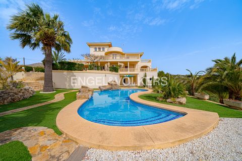 Villa en Benidorm, Alicante, Benidorm - € 1.635.000 | Ref: W-020Z7E - photo 1