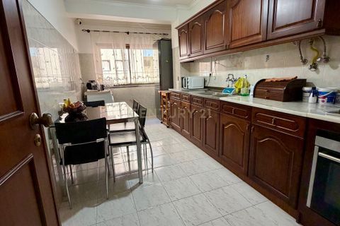 Apartament a Cacem, Lisbon, Cacem - € 320.000 | Ref: C0246-03506 - foto 3