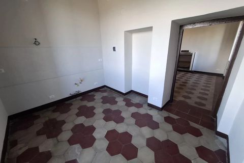 Apartament a Govone, Cuneo, Govone - € 350/mes | Ref: 86915428 - foto 3