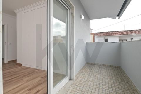 Villa i Alcabideche, Lisbon, Alcabideche - € 990.000 | Ref: KWPT-030512 - foto 30