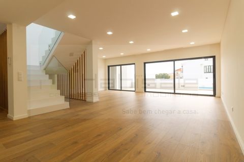 Villa i Loures, Lisbon, Loures - € 850.000 | Ref: D326 - foto 20