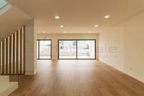 Villa i Loures, Lisbon, Loures - € 850.000 | Ref: D326 - foto 22