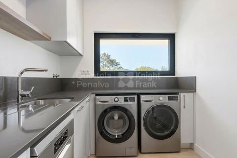 Villa i Almocageme, Lisbon, Almocageme - € 2.590.000 | Ref: PROP-34418 - foto 8