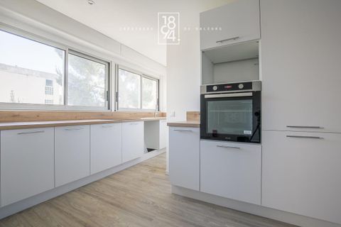 Leilighet i Marseille, Bouches-du-Rhone, Marseille - € 249 000 | Ref: 5E0O-H14-E20 - foto 3