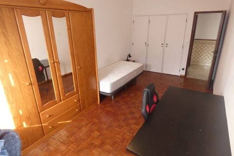 Lejlighed i Amadora, Lisbon, Amadora - € 350.000 | Ref: 001.044.130 - foto 18