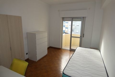 Lejlighed i Amadora, Lisbon, Amadora - € 350.000 | Ref: 001.044.130 - foto 20