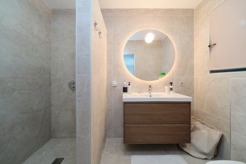 Villa a Givors, Rhone, Givors - € 505.000 | Ref: 340931952733 - foto 9