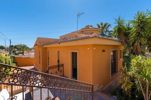 Villa a Ciudad Quesada, Alicante, Ciudad Quesada - € 895.000 | Ref: CM337 - foto 10