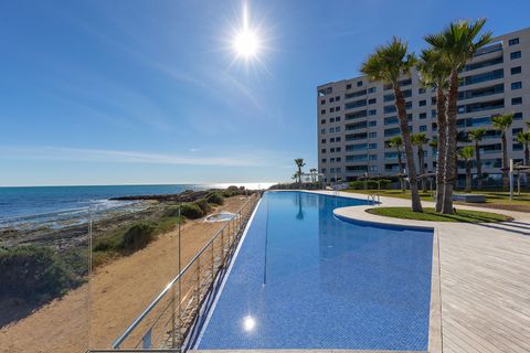 Lejlighed i Punta Prima, Alicante, Punta Prima - € 765.000 | Ref: R-99145 - foto 32