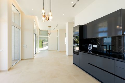 Villa i Arenys De Mar, Barcelona, Arenys De Mar - € 2 650 000 | Ref: KBMN562 - foto 13