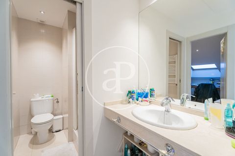 Villa a Madrid, Madrid, Madrid - € 1.660.000 | Ref: VMO2512003 - foto 28