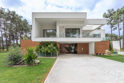 Byhus i Almada, Setubal, Almada - € 2.690.000 | Ref: 872668 - foto 1