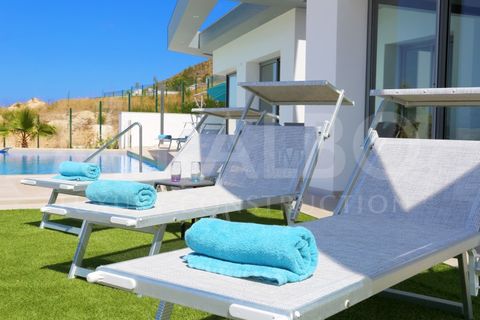 Villa a Cap Martin, Alicante, Cap Martin - € 1.100.000 | Ref: MRD5-0235 - foto 3