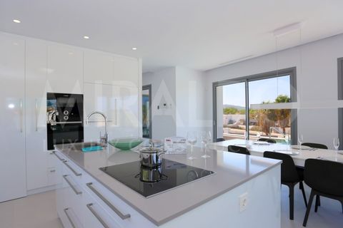 Villa a Cap Martin, Alicante, Cap Martin - € 1.100.000 | Ref: MRD5-0235 - foto 9