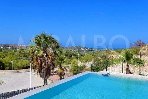 Villa a Cap Martin, Alicante, Cap Martin - € 1.100.000 | Ref: MRD5-0235 - foto 15